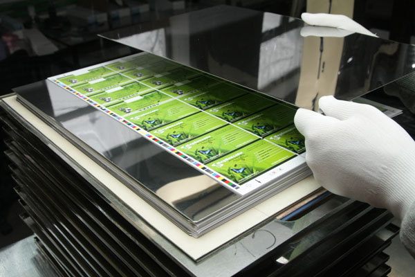 Подбор оптимального печатающего устройства для выпуска пластиковых карт