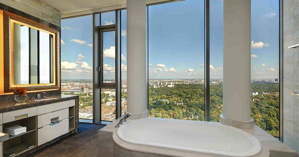 Как выбрать чугунную ванну: практичность, комфорт и долговечность