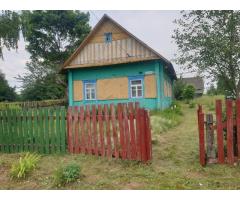 Продам добротный деревянный дом в деревне ,в 20 км от Солигорска и 17 км от г. Любань.
