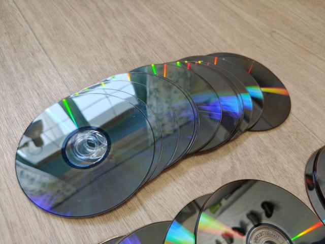 Диски DVD,- 34 штуки одним лотом - 9/9