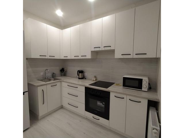 Собственник сдает НОВУЮ студию в Минске, ул.Монюшко 10 - 4/10