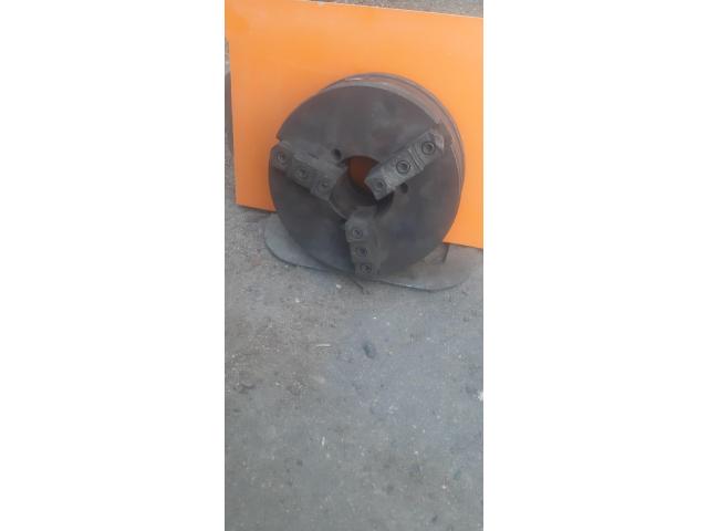 Патрон токарнный Ф 315 мм. - 1/2