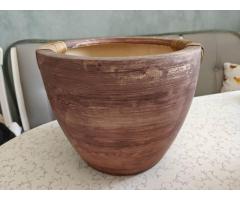 Кашпо за 60 и 130 рублей